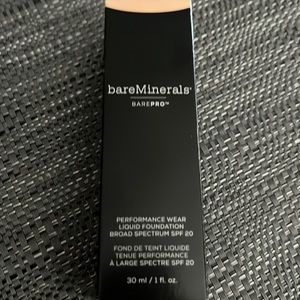 COPY - New BareMinerals Barepro performance wear New liquid foundation